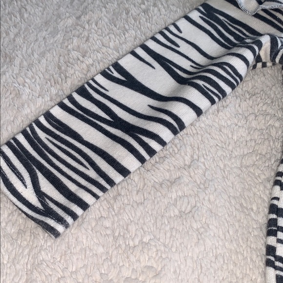 Primark Zebra Stripe Dress 18-24M Baby Girl EUC - Picture 3 of 10